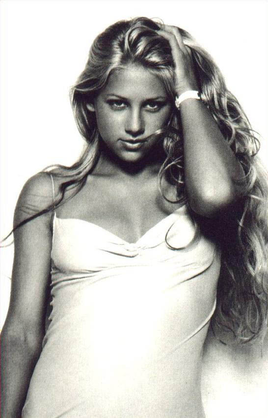 Anna Kournikova 16