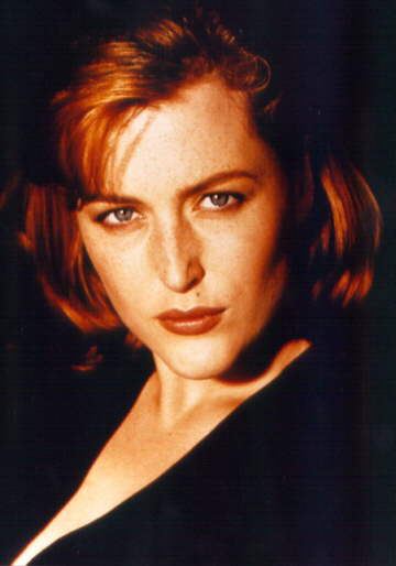 Gillian Anderson 055