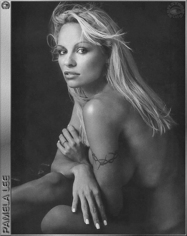 Pamela Anderson01