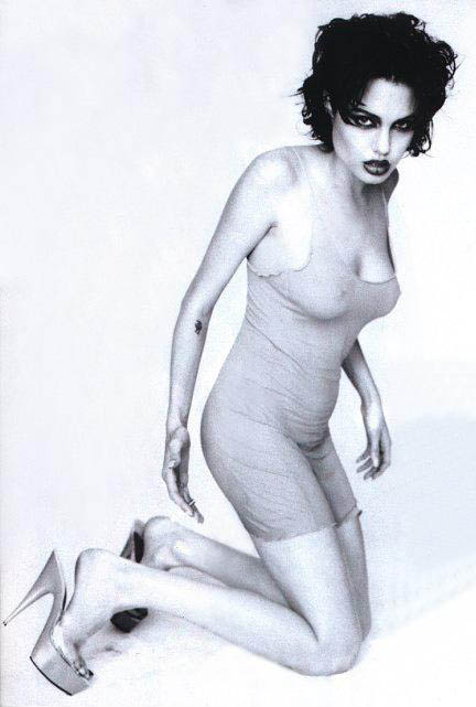 real Lara 43