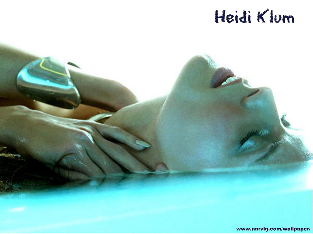 w-Heidi Klum 12